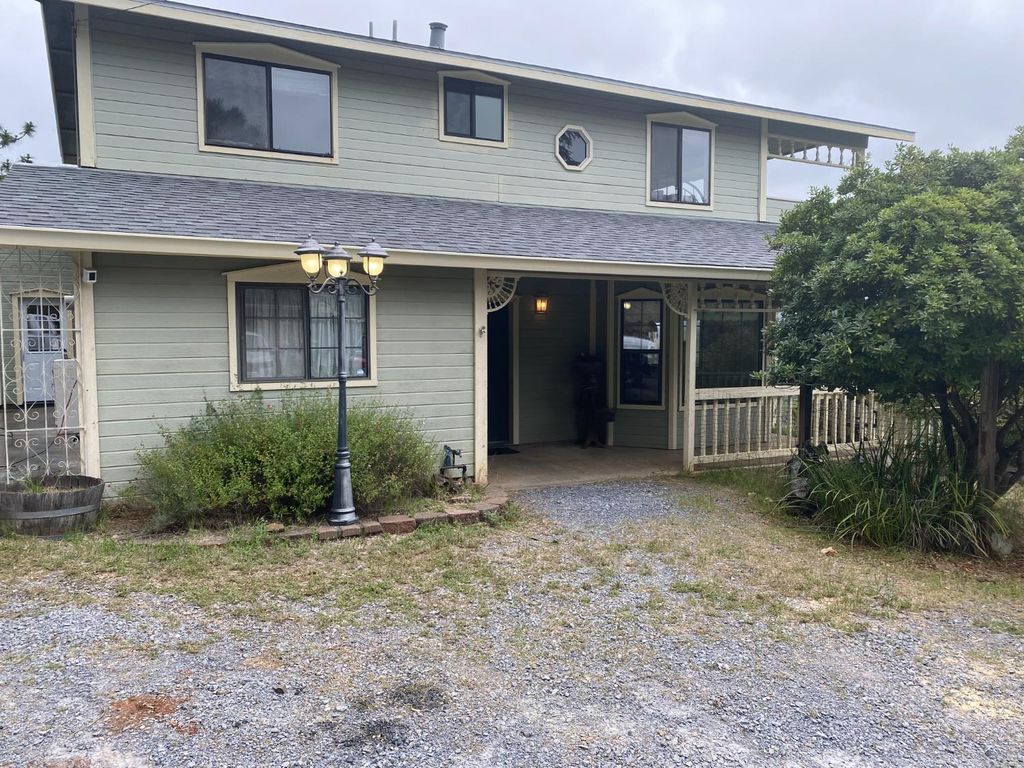 5021 Banbury Cross Rd, Shingle Springs, CA 95682