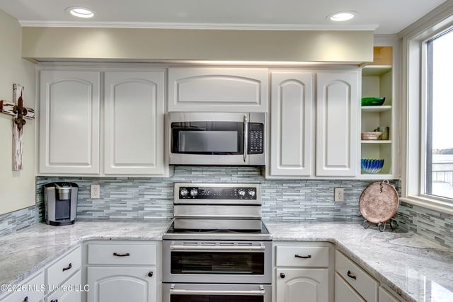 164 W Waterwood Drive, Brandon, MS 39047