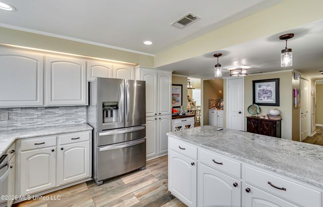 164 W Waterwood Drive, Brandon, MS 39047