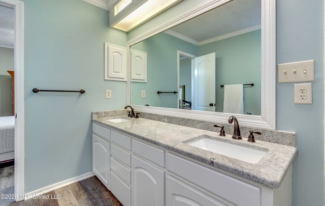 164 W Waterwood Drive, Brandon, MS 39047