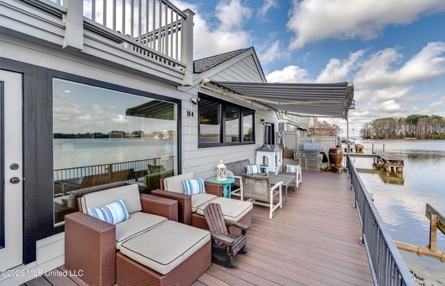 164 W Waterwood Drive, Brandon, MS 39047