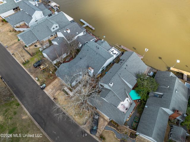 164 W Waterwood Drive, Brandon, MS 39047