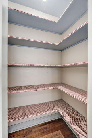 103 E Meadow Avenue, Crane, MO 65633