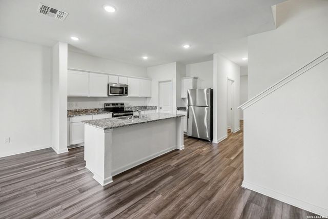 7246 King Bend, San Antonio, TX 78252