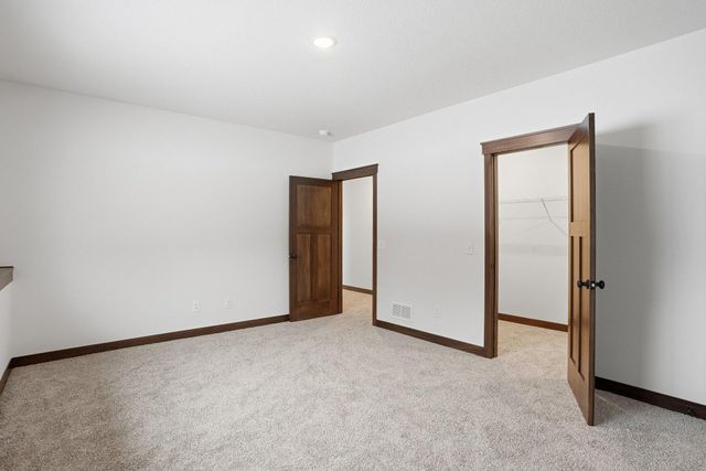 4282 159th Avenue NE, Ham Lake, MN 55304