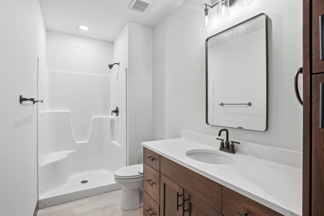 4282 159th Avenue NE, Ham Lake, MN 55304