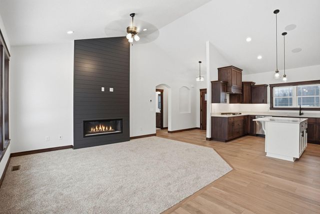 4282 159th Avenue NE, Ham Lake, MN 55304