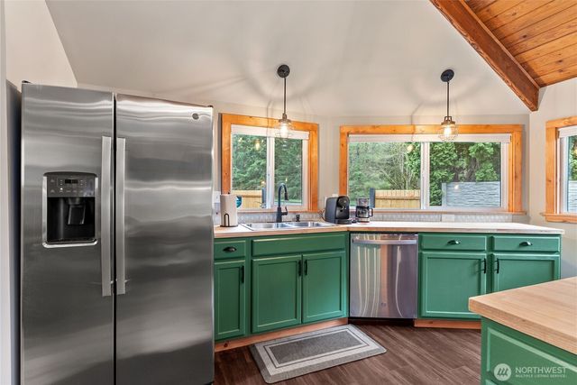 19807 State Route 706 E, Elbe, WA 98330
