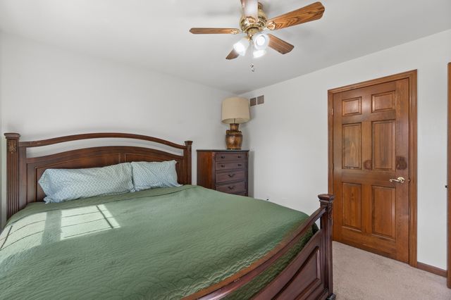 8388 Woodcreek Drive, Florence, KY 41042