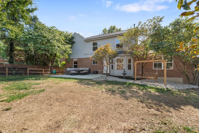 8388 Woodcreek Drive, Florence, KY 41042