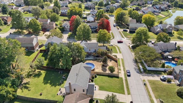 8388 Woodcreek Drive, Florence, KY 41042