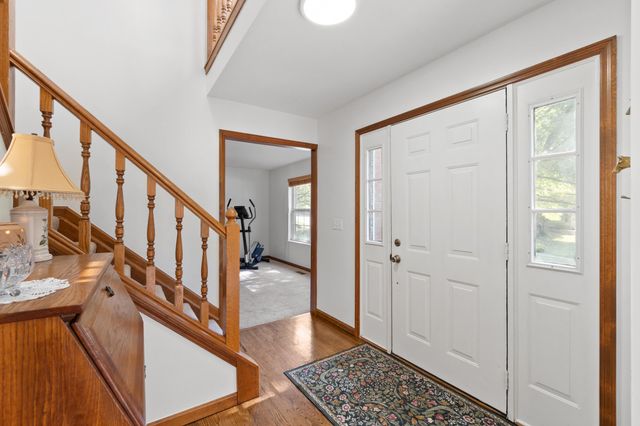 8388 Woodcreek Drive, Florence, KY 41042