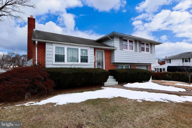 9947 MONTOUR ST, Philadelphia, PA 19115