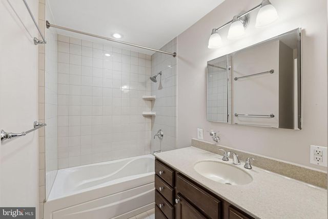 16 CLEMSON CT, Rockville, MD 20850