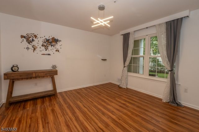 172 Potomac Dr 172, Bernards Twp., NJ 07920