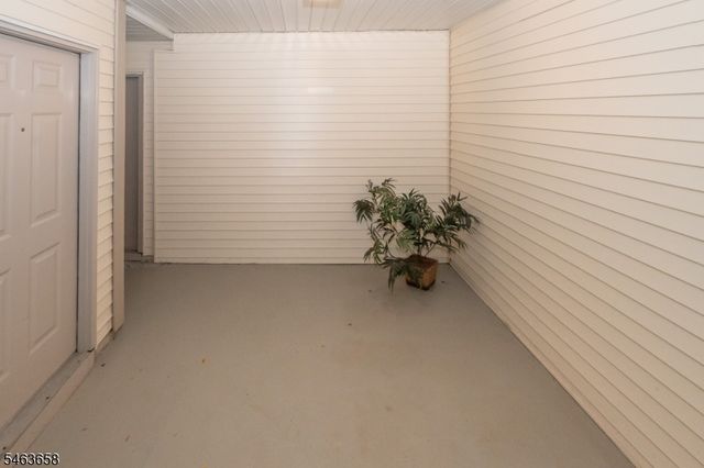172 Potomac Dr 172, Bernards Twp., NJ 07920