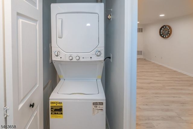 172 Potomac Dr 172, Bernards Twp., NJ 07920
