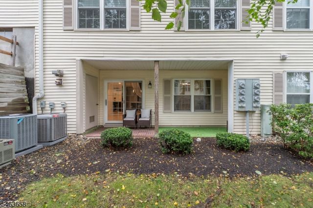 172 Potomac Dr 172, Bernards Twp., NJ 07920