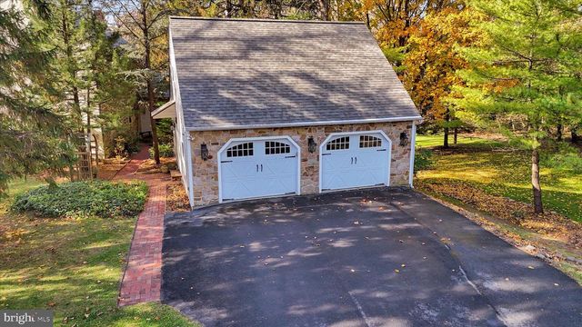 615 W BELLEVUE AVE, Reading, PA 19605