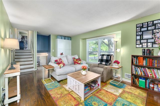 5213 S Union Street, Independence, MO 64055