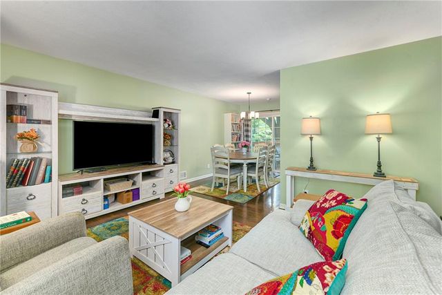 5213 S Union Street, Independence, MO 64055