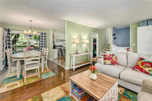 5213 S Union Street, Independence, MO 64055