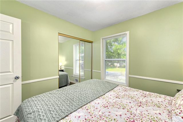5213 S Union Street, Independence, MO 64055