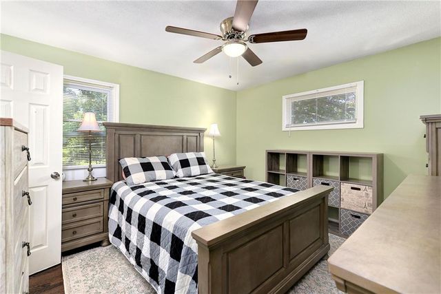 5213 S Union Street, Independence, MO 64055