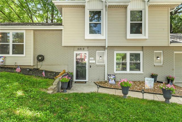 5213 S Union Street, Independence, MO 64055