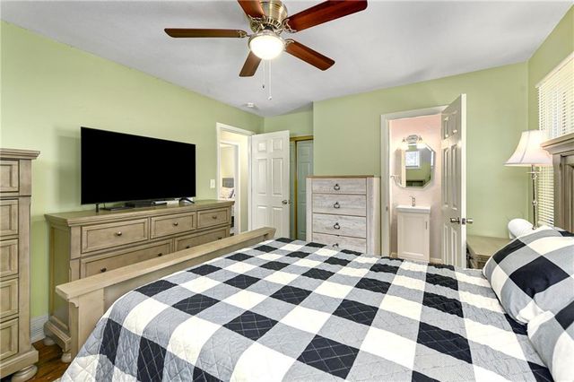 5213 S Union Street, Independence, MO 64055