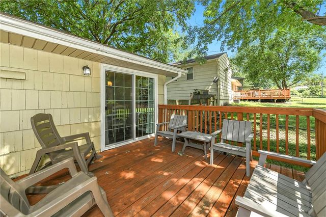5213 S Union Street, Independence, MO 64055