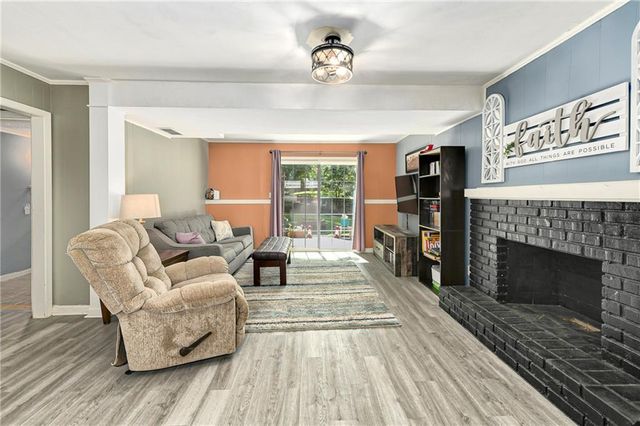 5213 S Union Street, Independence, MO 64055