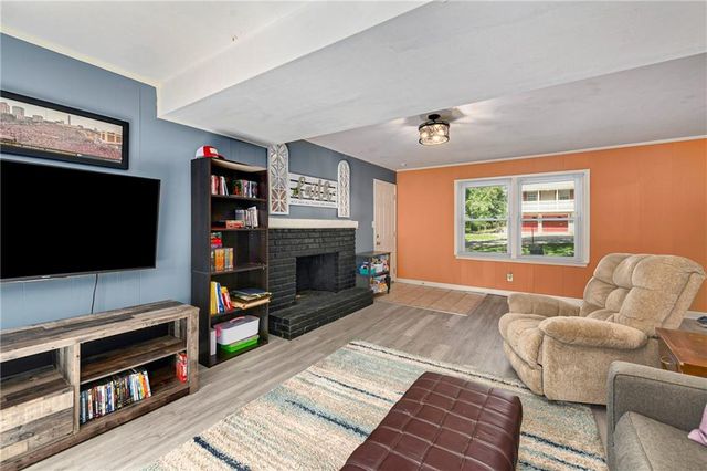 5213 S Union Street, Independence, MO 64055