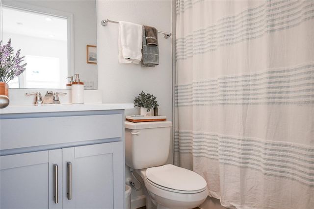 613 DOGFISH LANE, Debary, FL 32713