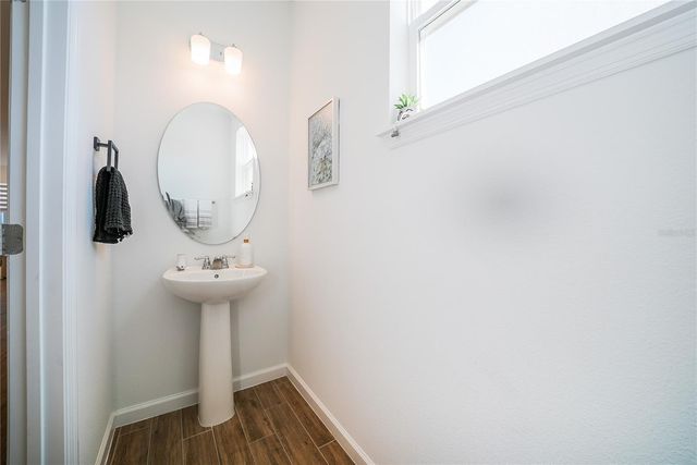 613 DOGFISH LANE, Debary, FL 32713