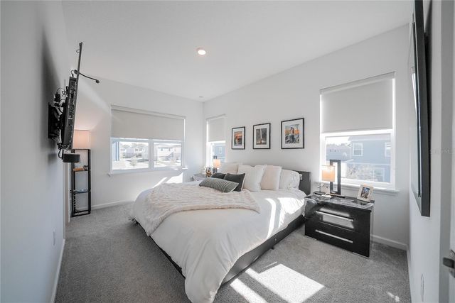 613 DOGFISH LANE, Debary, FL 32713