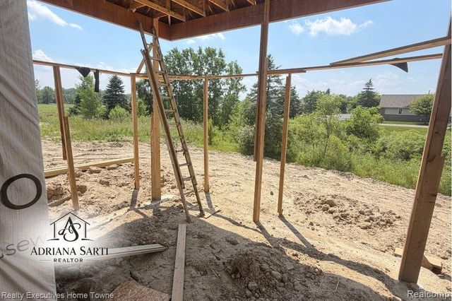 35039 Cygnet Circle, Richmond, MI 48062