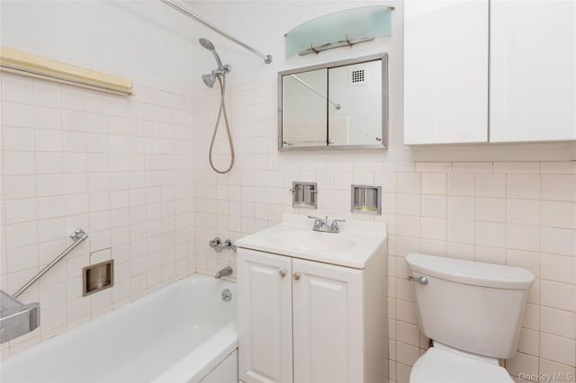 3671 Hudson Manor Terrace 6LM, Bronx, NY 10463