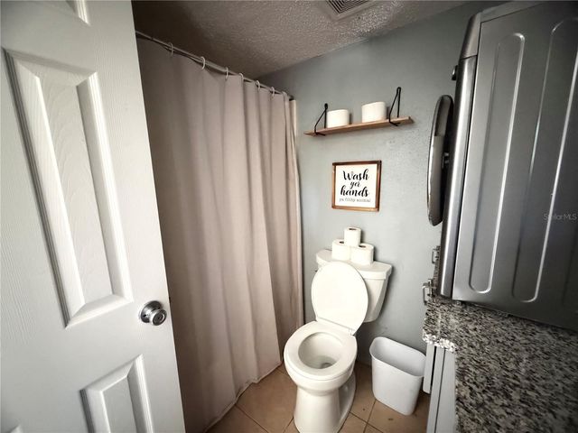 145 OYSTER BAY CIRCLE 140, Altamonte Springs, FL 32701