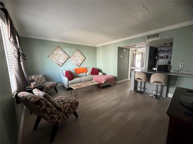 145 OYSTER BAY CIRCLE 140, Altamonte Springs, FL 32701