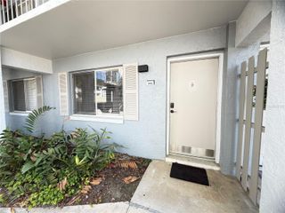 145 OYSTER BAY CIRCLE 140, Altamonte Springs, FL 32701