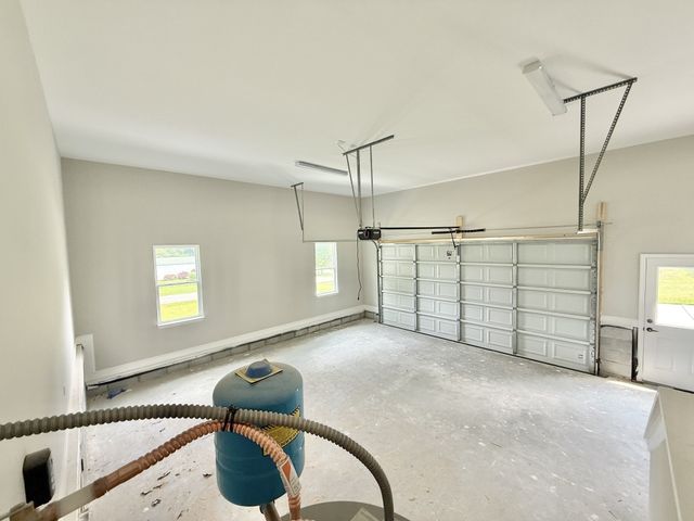 65 Misty Ln, Castalian Springs, TN 37031