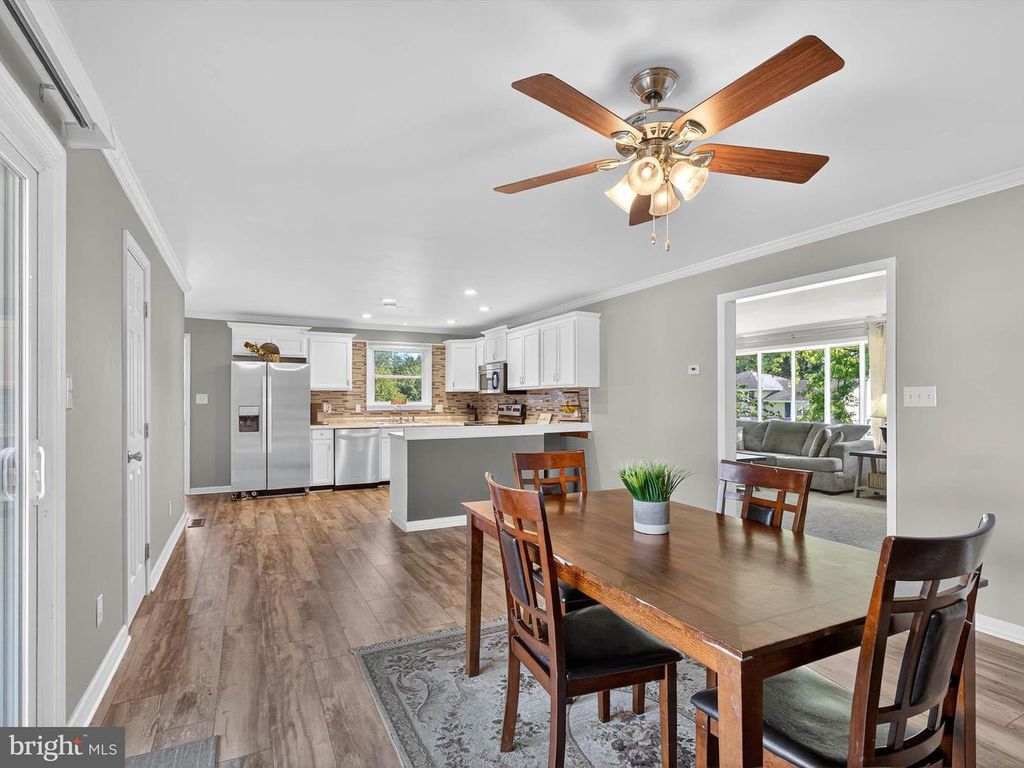Image 17 of property listing at 134 BAYBERRY DR, Lancaster, PA 17603