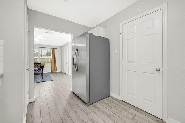5009 Bataan Road, Houston, TX 77033