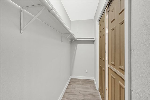 5009 Bataan Road, Houston, TX 77033