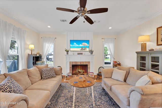 605 Magnolia Street, Long Beach, MS 39560