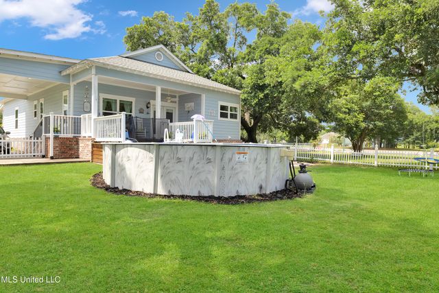 605 Magnolia Street, Long Beach, MS 39560