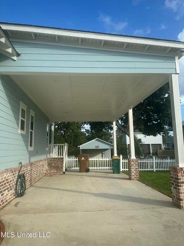605 Magnolia Street, Long Beach, MS 39560