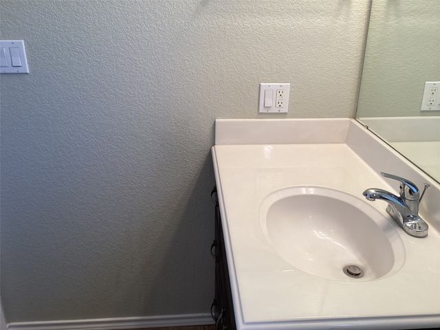 6507 Shadowview Court, Mineral Wells, TX 76067