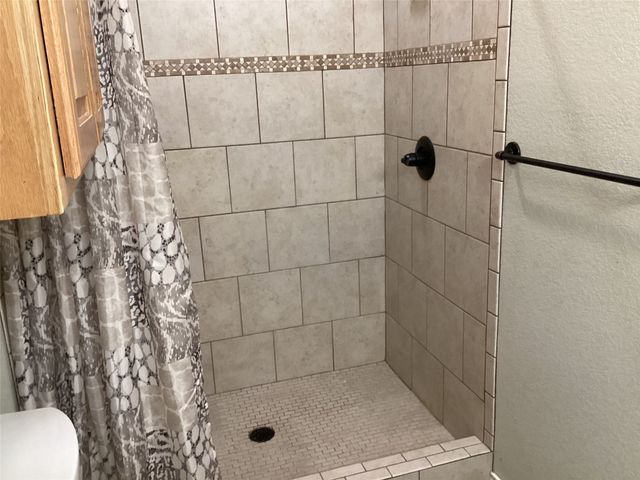 6507 Shadowview Court, Mineral Wells, TX 76067